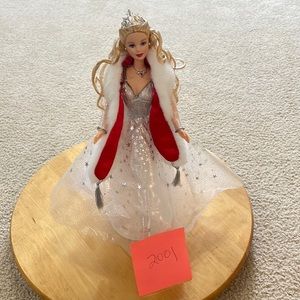 2001 Holiday Barbie doll with no box